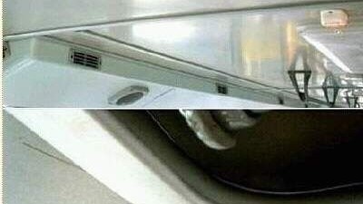 키 큰거 때문에 생긴 고통이 보이는 사진.