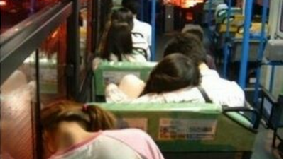 크리스마스가 끝나가서 올리는 커플과 솔로.