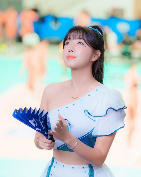 1090285122_BF0fua43_1732756602.webp