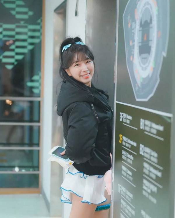1090285321_xUBz4sEK_1733447324.webp