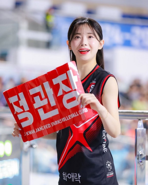 1090285396_XYUghwS7_1740532181.jpg