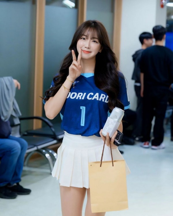 1090285476_by4OkQMj_1732151492.webp