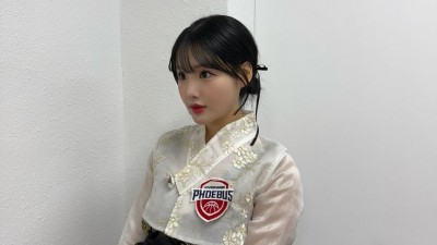 최홍라