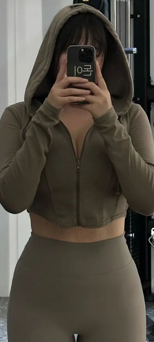1090285604_1UQkjLeu_1735866331.jpg