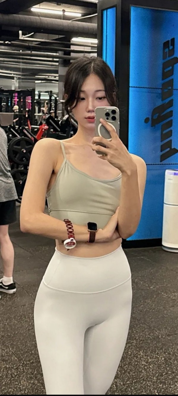 1090286048_LUxDcs0X_1733101865.jpg