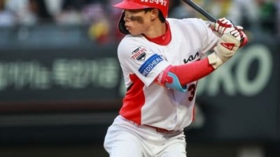 KIA 19세 외야수 박재현, 성장통을 넘어 미래 주전으로 김도영이 인정한 잠재력