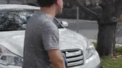 누군가 나를 노렸어.gif