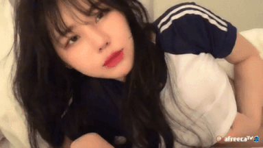 잠결에실수로가슴주물러버린파닥이