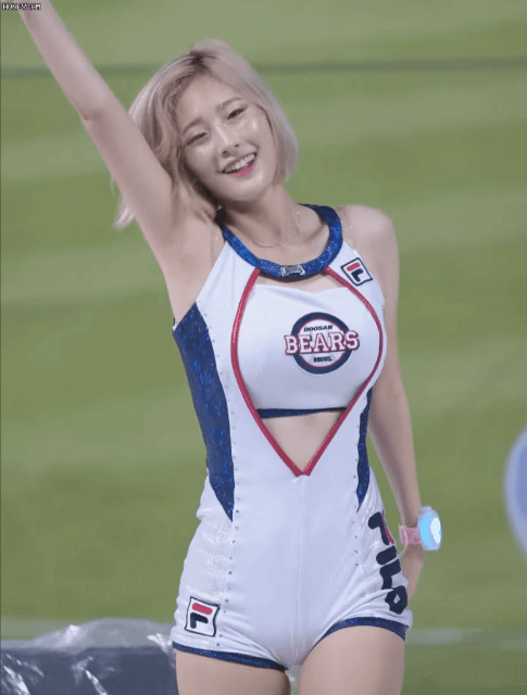 배꼽보여주는현숙이